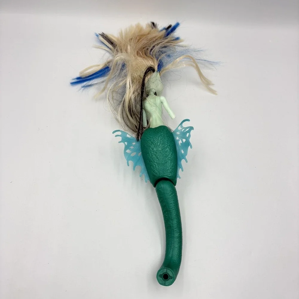Monster High Frankie Stein Doll Great‎ Scarrier Reef Tail Green Mermaid *FLAWS*